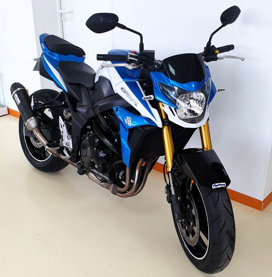 SUZUKI GSR 750 - 2015 - 13 715 km