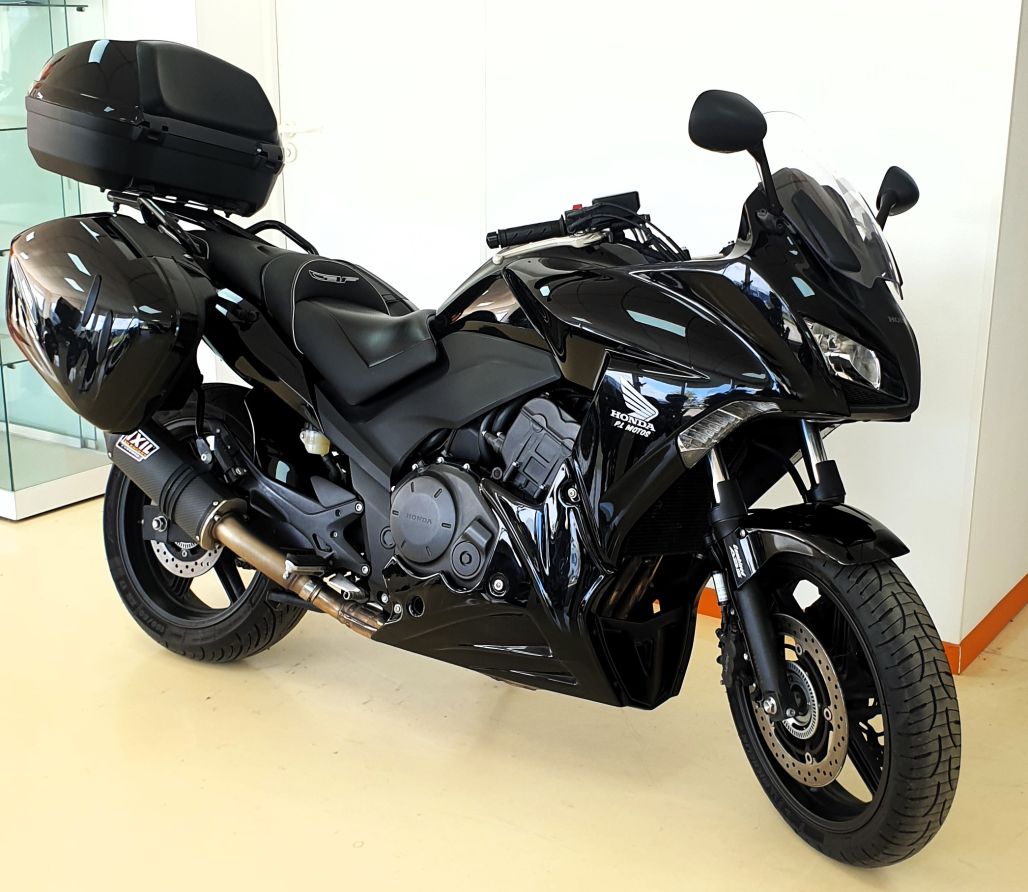 HONDA CBF1000 - 2014 - 15 009 KM 