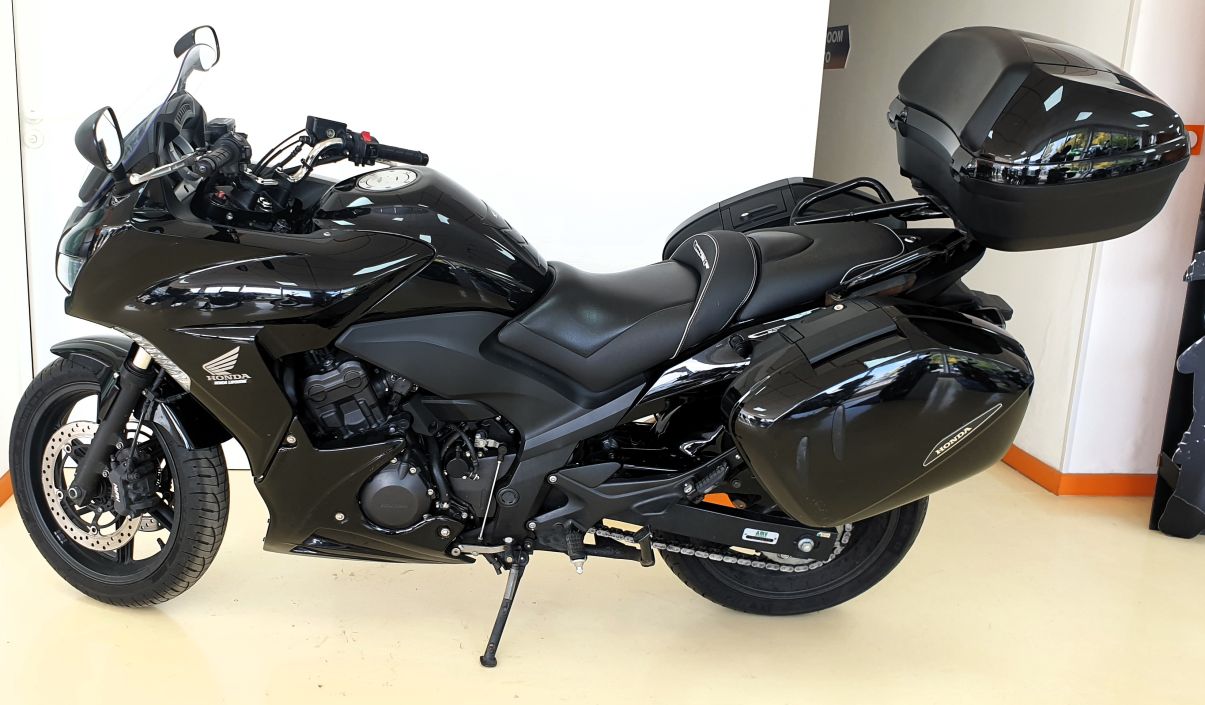 HONDA CBF1000 - 2014 - 15 009 KM 