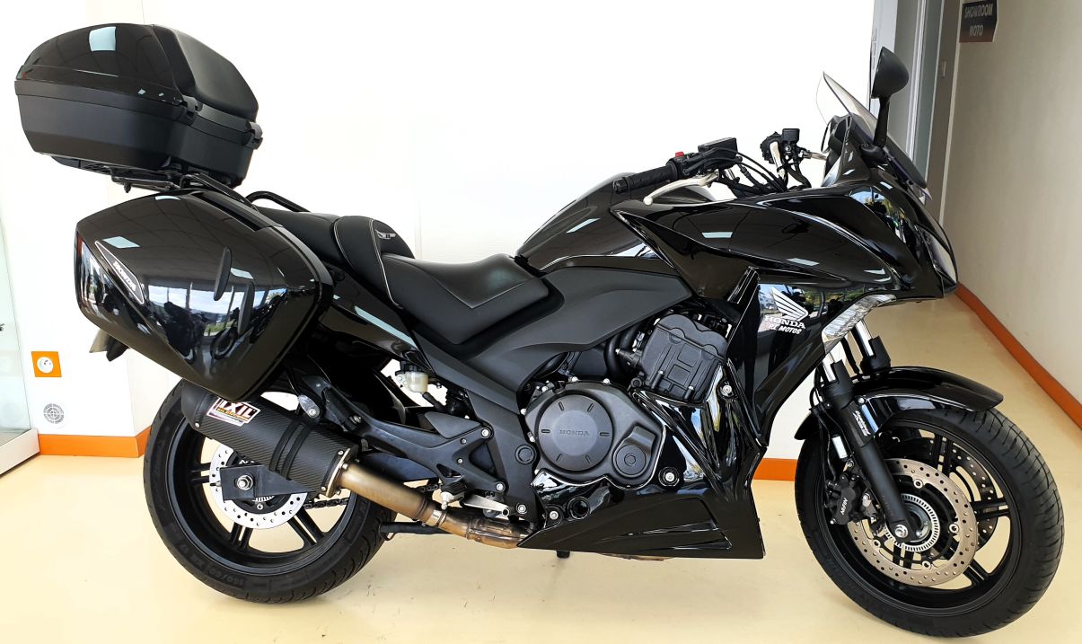 HONDA CBF1000 - 2014 - 15 009 KM 