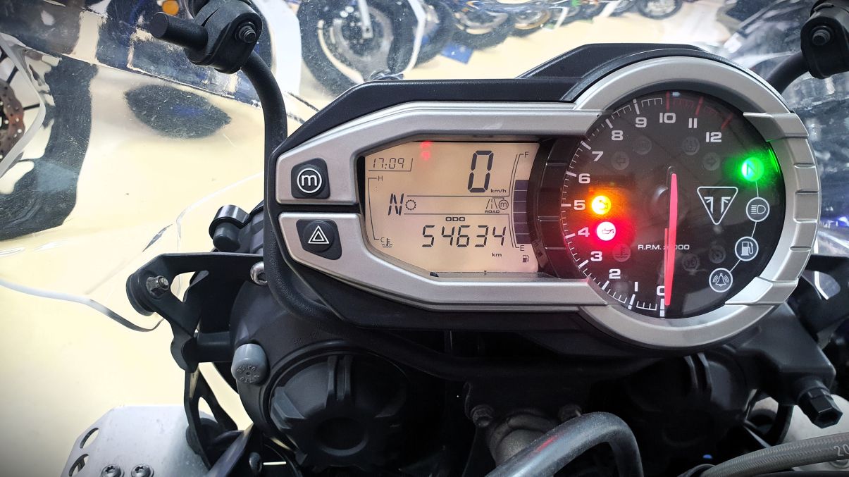 TRIUMPH TIGER 800 XRX - 2015 - 54700 KM