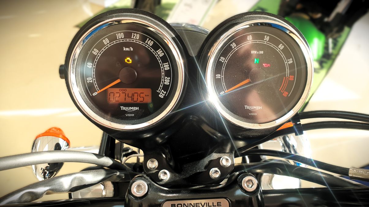 TRIUMPH BONNEVILLE SPIRIT - 2015 - 27 405 KMS 